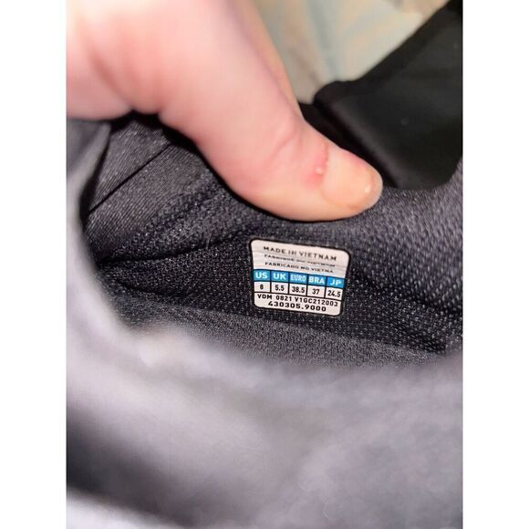 MIZUNO Wave Luminous 2 Women's Indoor Volleyball Shoes Black w/gold laces Sz 8 - Picture 9 of 9